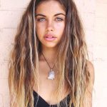 beach-hair-trend-2018-min