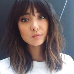 curtain-bangs-brunette-hair-style-trend-min