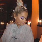 ariana-grande-blonde-hair-bun-hairstyle-min