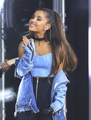 Ariana Grande’s Whole The Best Hairstyle Looks | Ecemella