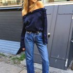 how-to-wear-boyfriend-jeans-with-off-the-shoulder-top