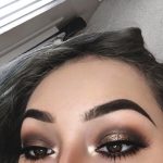 smokey-eye-makeup-for-christmas-ideas-min