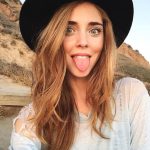 chiara-ferragni-strawberry-blonde-hair-min