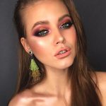 green-and-gold-eyeshadow-makeup-idea-night-out-look-min