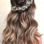 half-up-half-down-bridal-hair-min