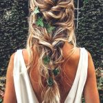 messy-boho-wedding-hairstyles-min