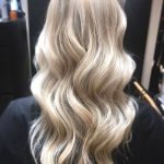 champagne-blonde-hair-trend-min