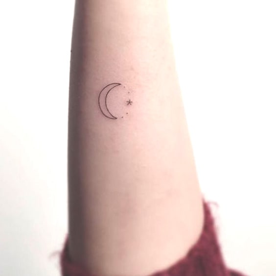 minimal-moon-tattoo-min | Ecemella