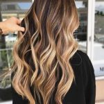 golden-balayage-hair-summer-looks-min