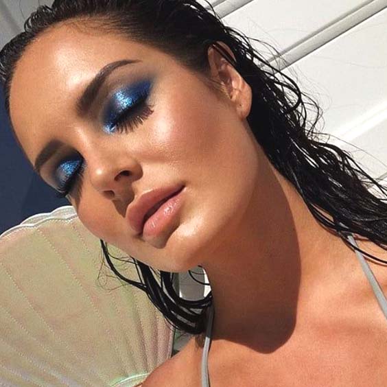 metallic blue eyeshadow
