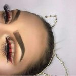 red-vivid-eyeliner-summer-makeup-look