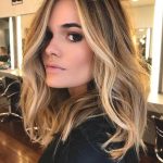 caramel-balayage-hair-natural-hair-colors-for-women-over-30s